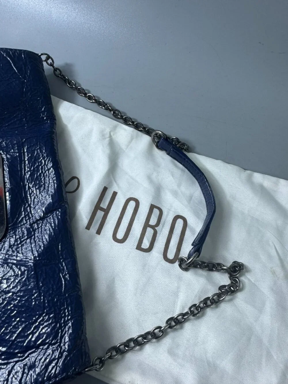 HOBO INTERNATIONAL Blue Patent Leather Envelope Hand Bag Purse Chain
